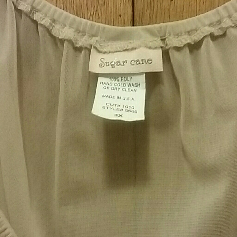 Beige blouse - Picture 2 of 4